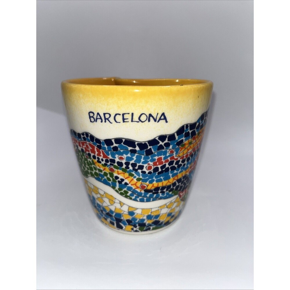 Antoni Gaudi Ceramic Vase Planter Qualart Barcelona Spain Mosaic Art